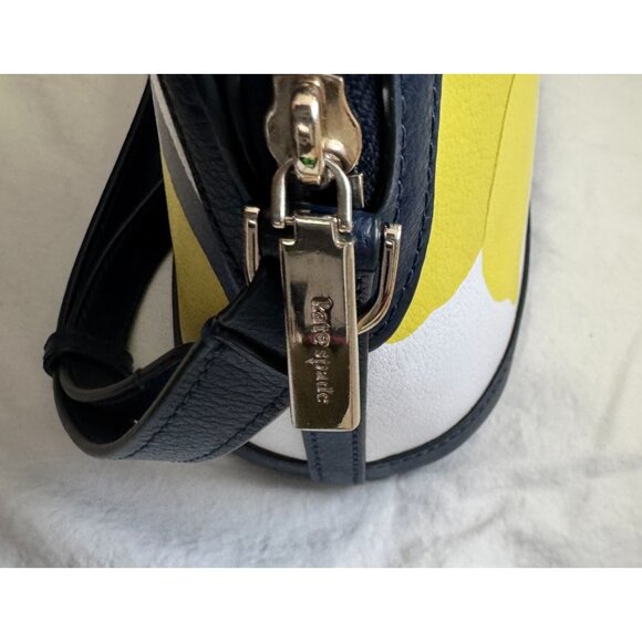 Kate Spade TWOFER Lemon Print‎ Dome Crossbody AND Matching Compact Wallet - Picture 3 of 15